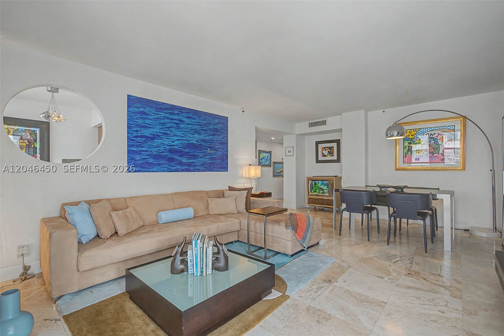 2555 Collins Ave 1814 Property Photo 19