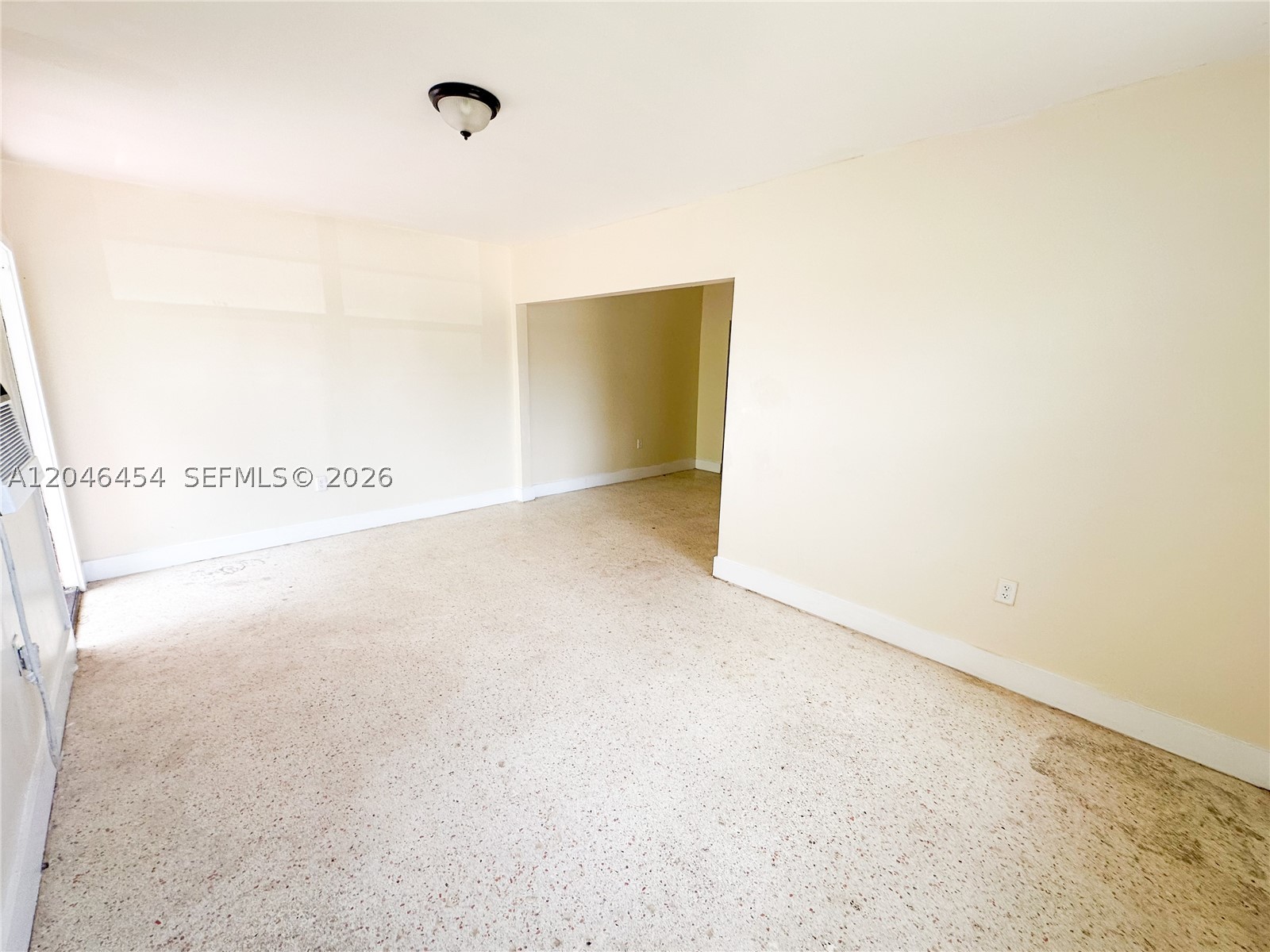 2130/2140 Bay Dr Property Photo 13