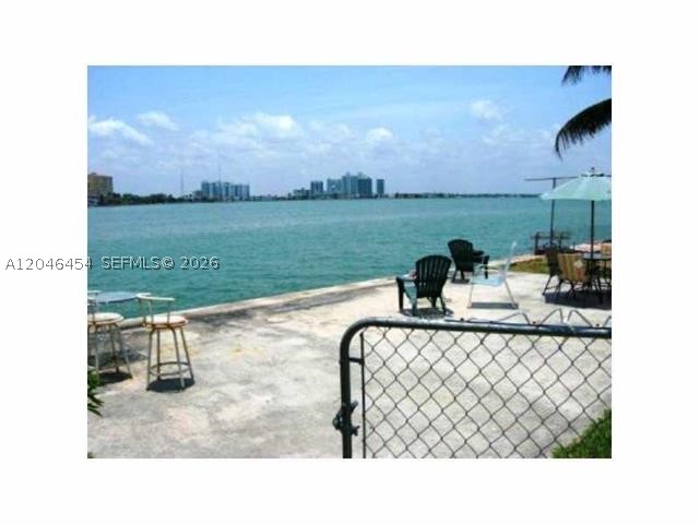 2130/2140 Bay Dr Property Photo 19