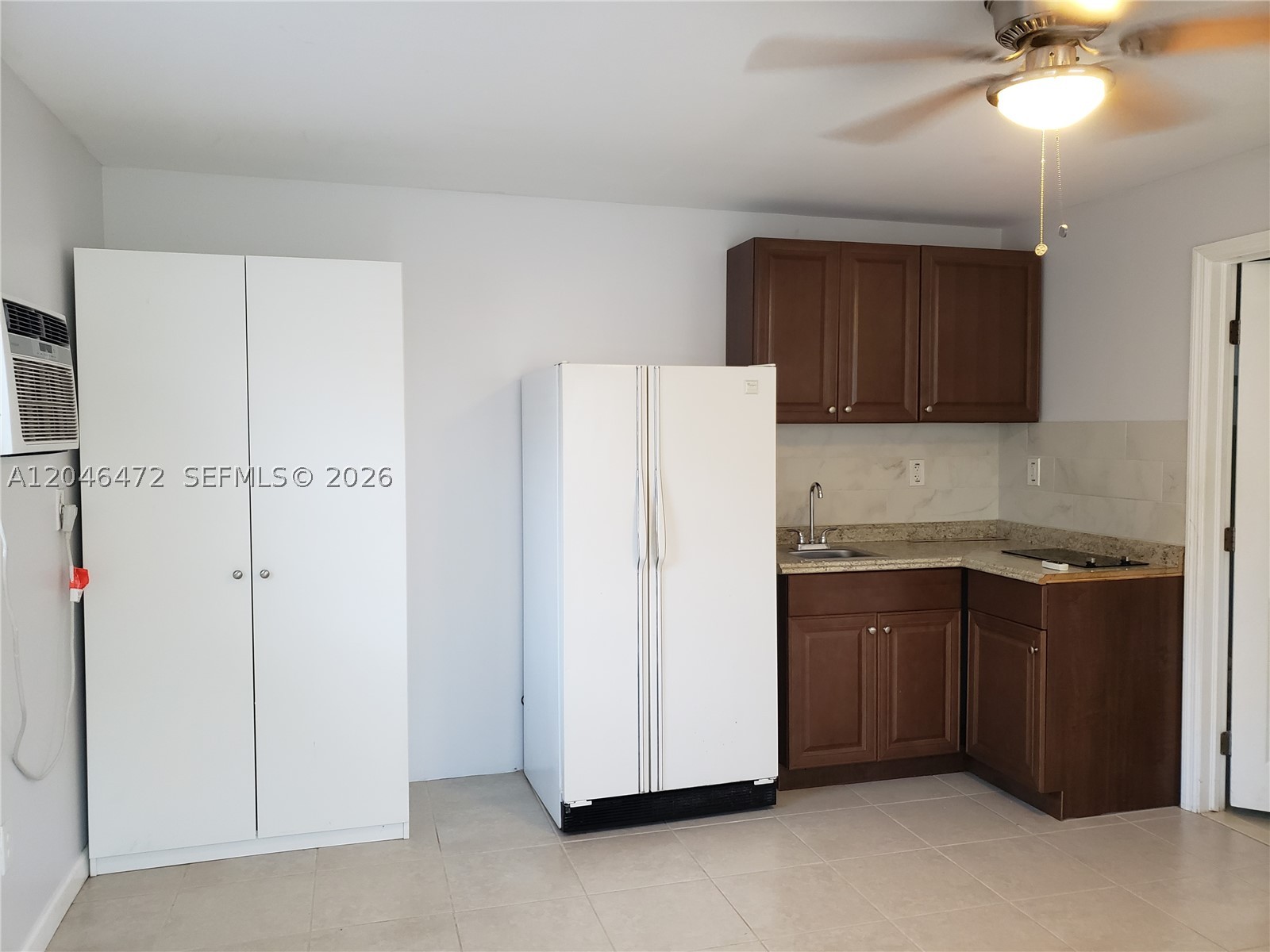 A12046472 Property Photo 20