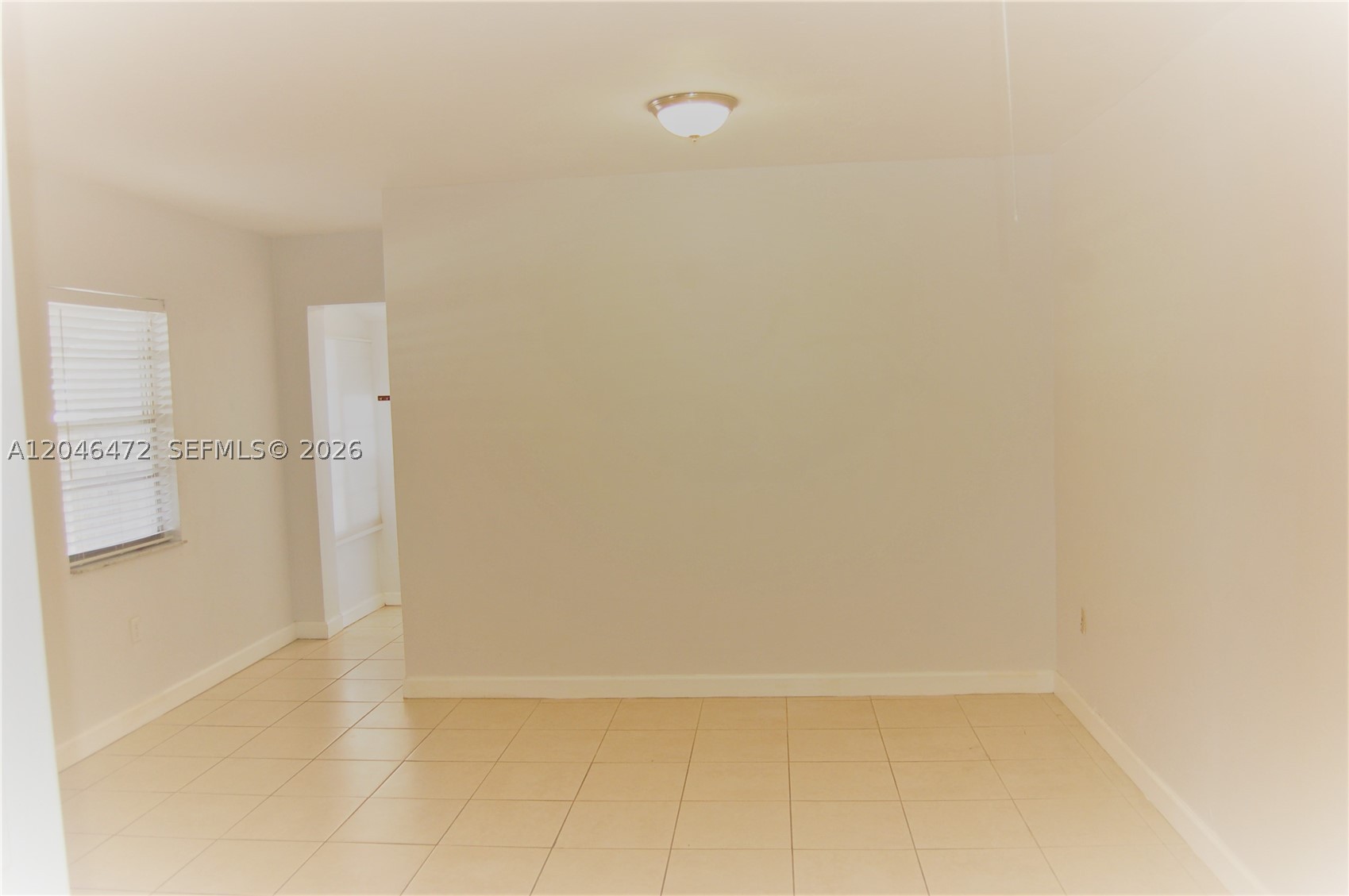 A12046472 Property Photo 34