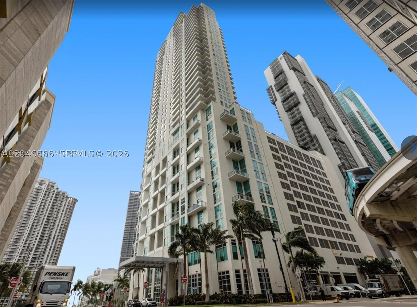 300 S Biscayne Blvd T-2603 Property Photo 2