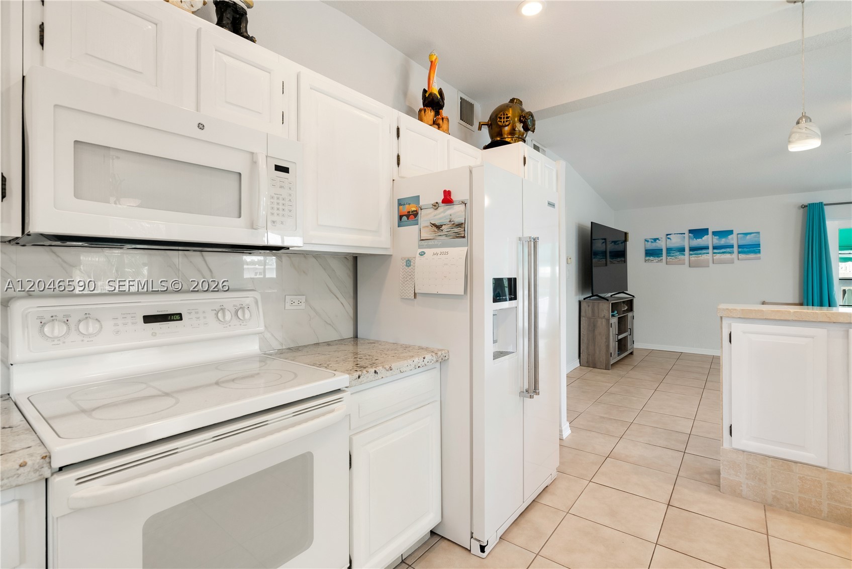 1210 Cactus St Property Photo 13