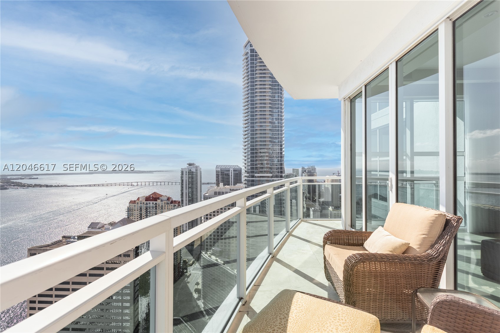 950 Brickell Bay Dr 5011 Property Photo 5