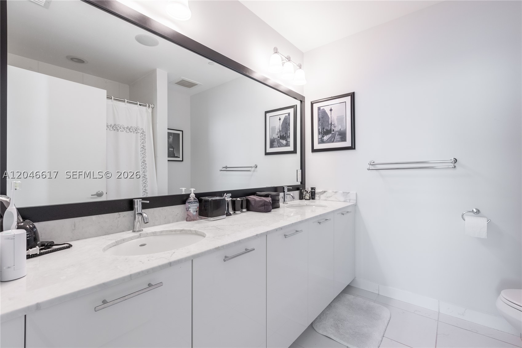 950 Brickell Bay Dr 5011 Property Photo 16