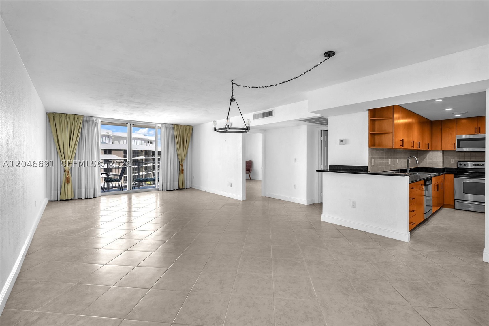 10350 W Bay Harbor Dr 8f Property Photo 6