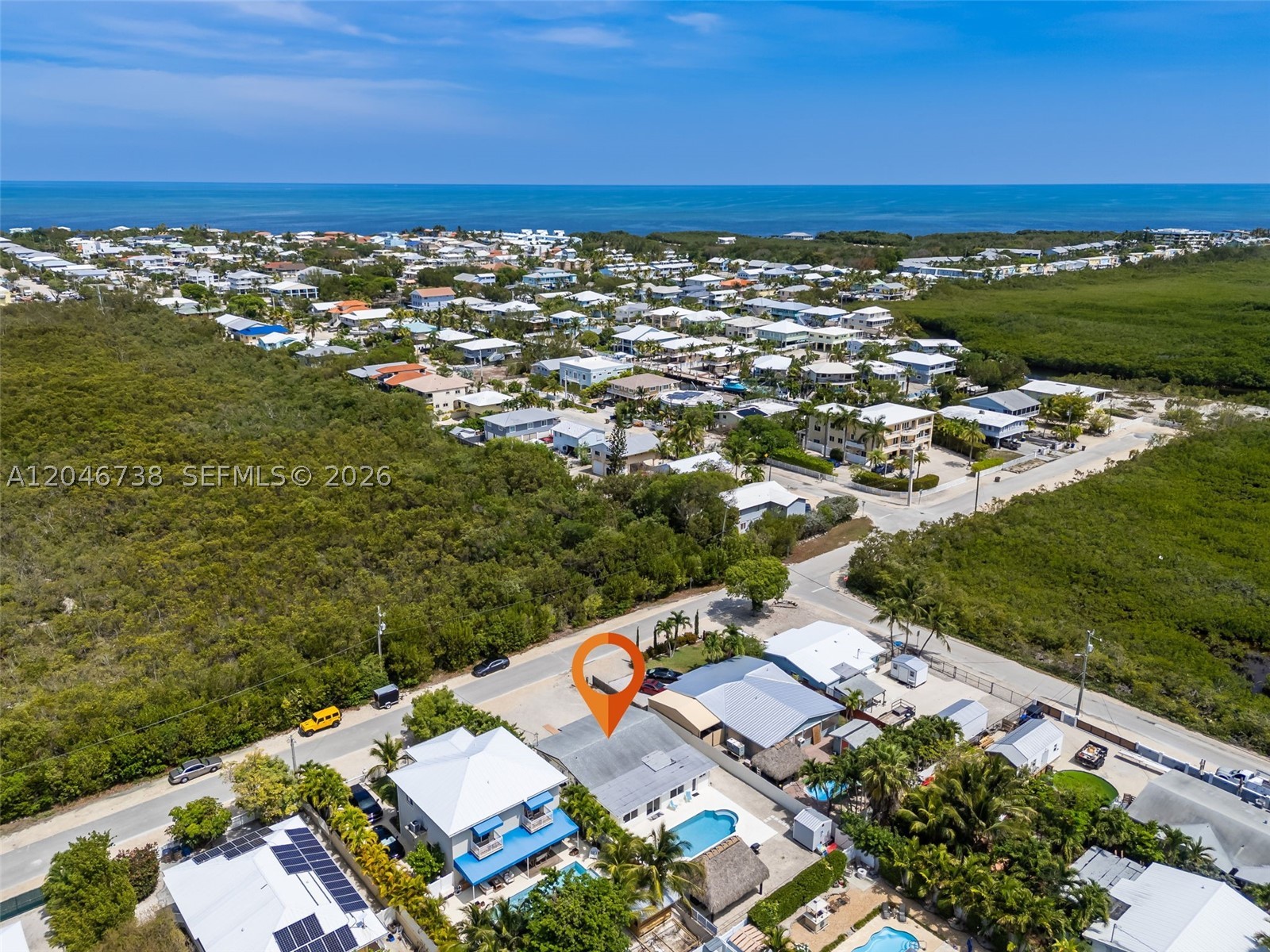 16 Fishermans Trl Property Photo 6