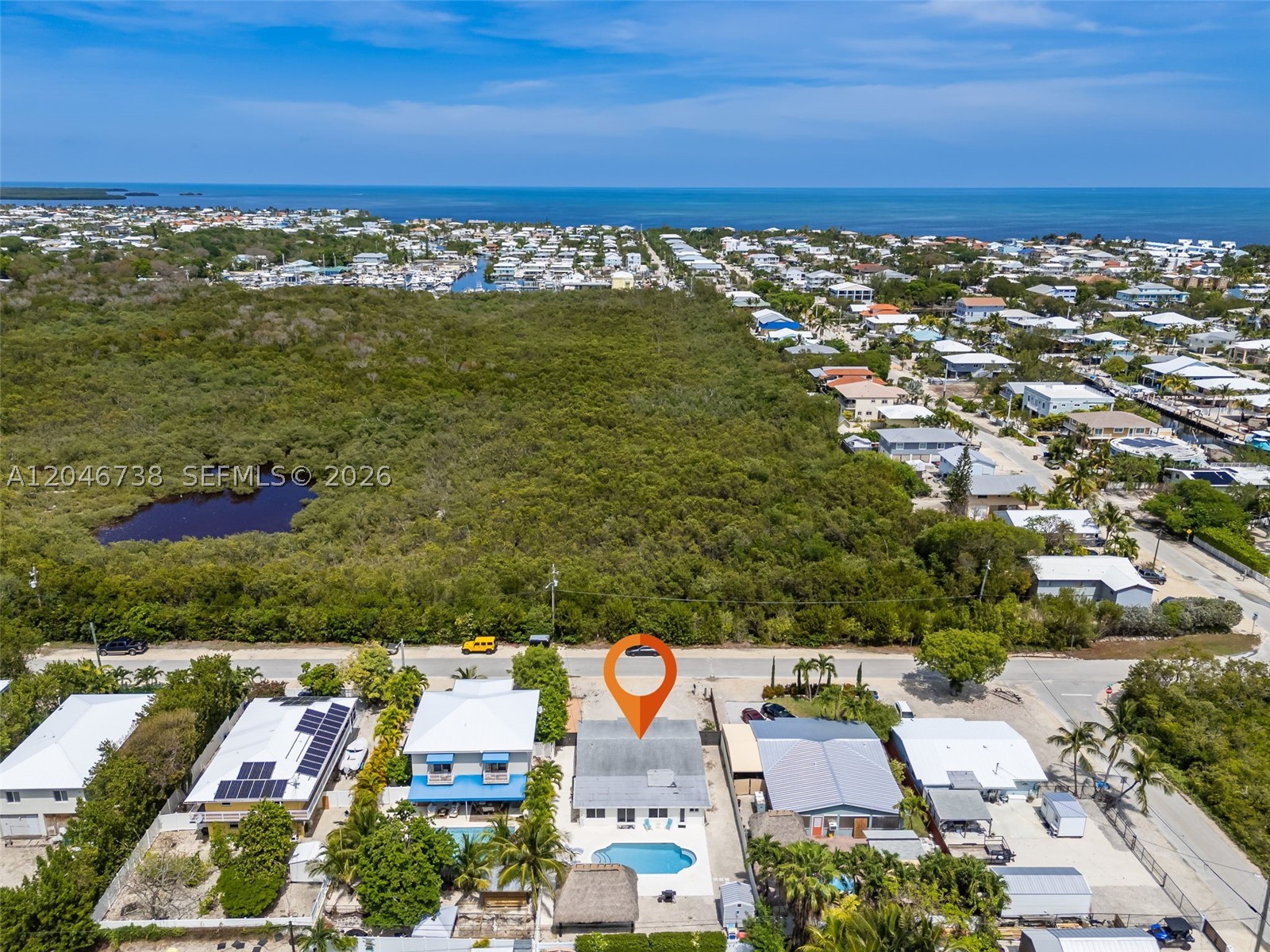 16 Fishermans Trl Property Photo 7