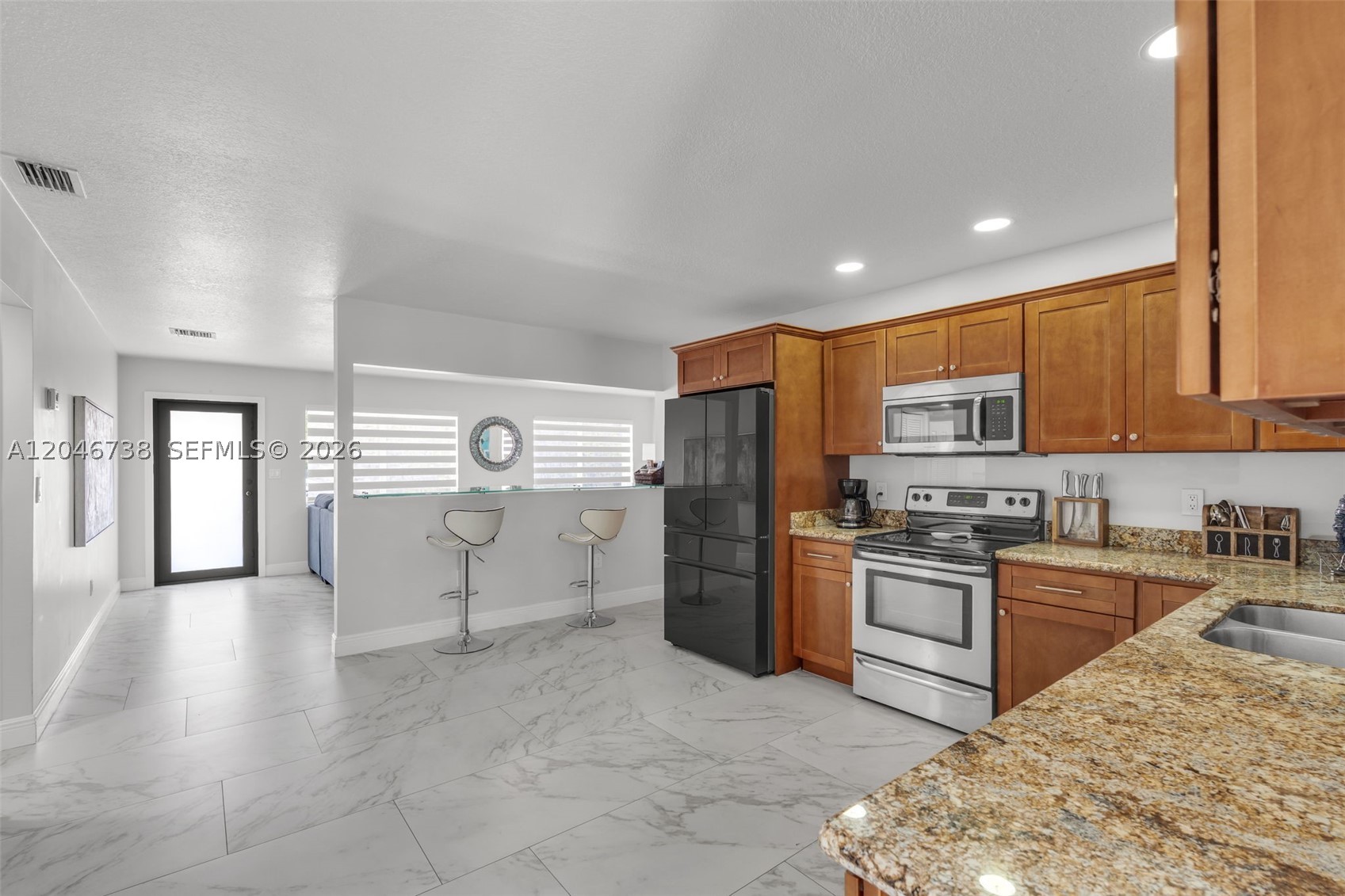 16 Fishermans Trl Property Photo 25
