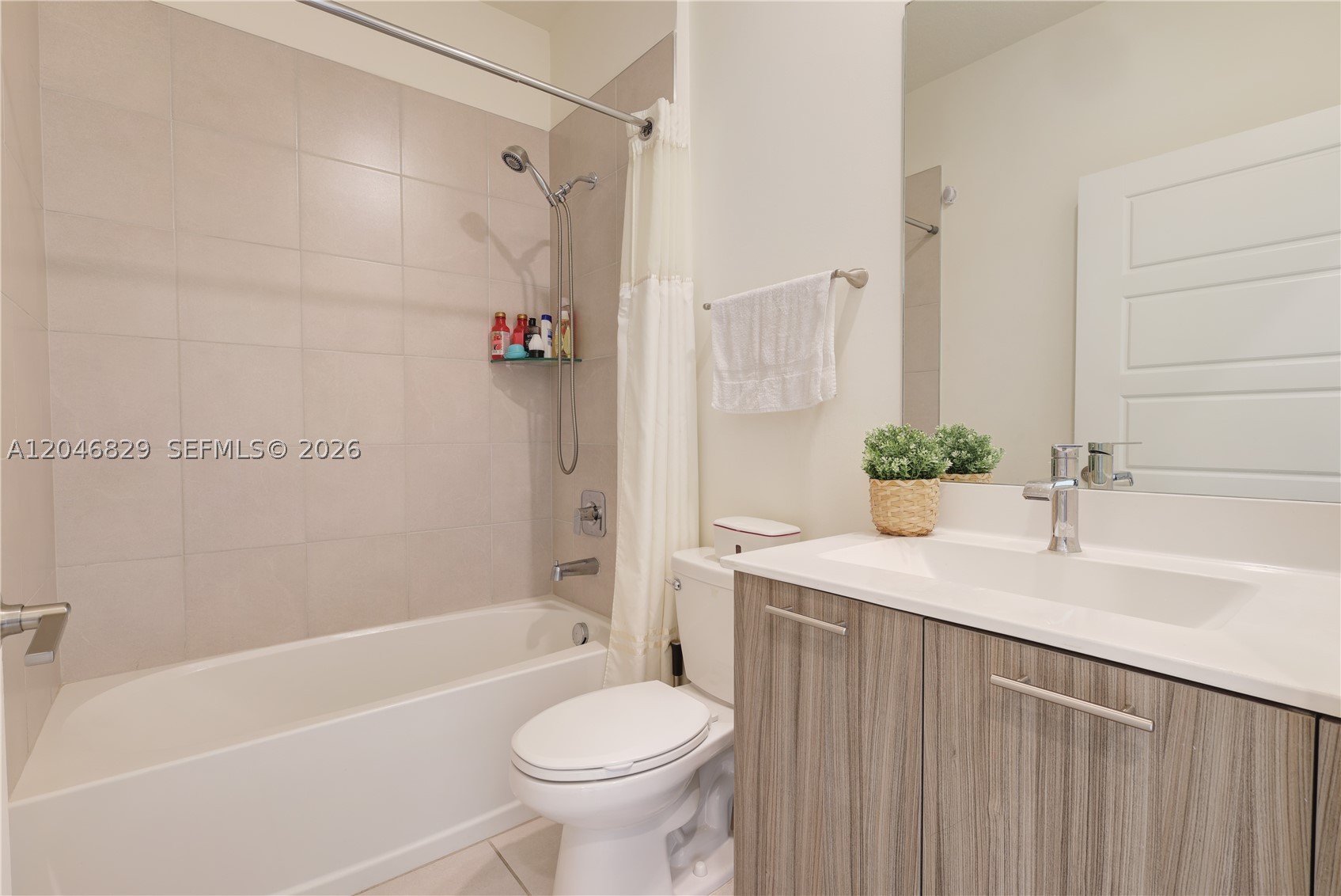 4636 Nw 84th Ave 22 Property Photo 11