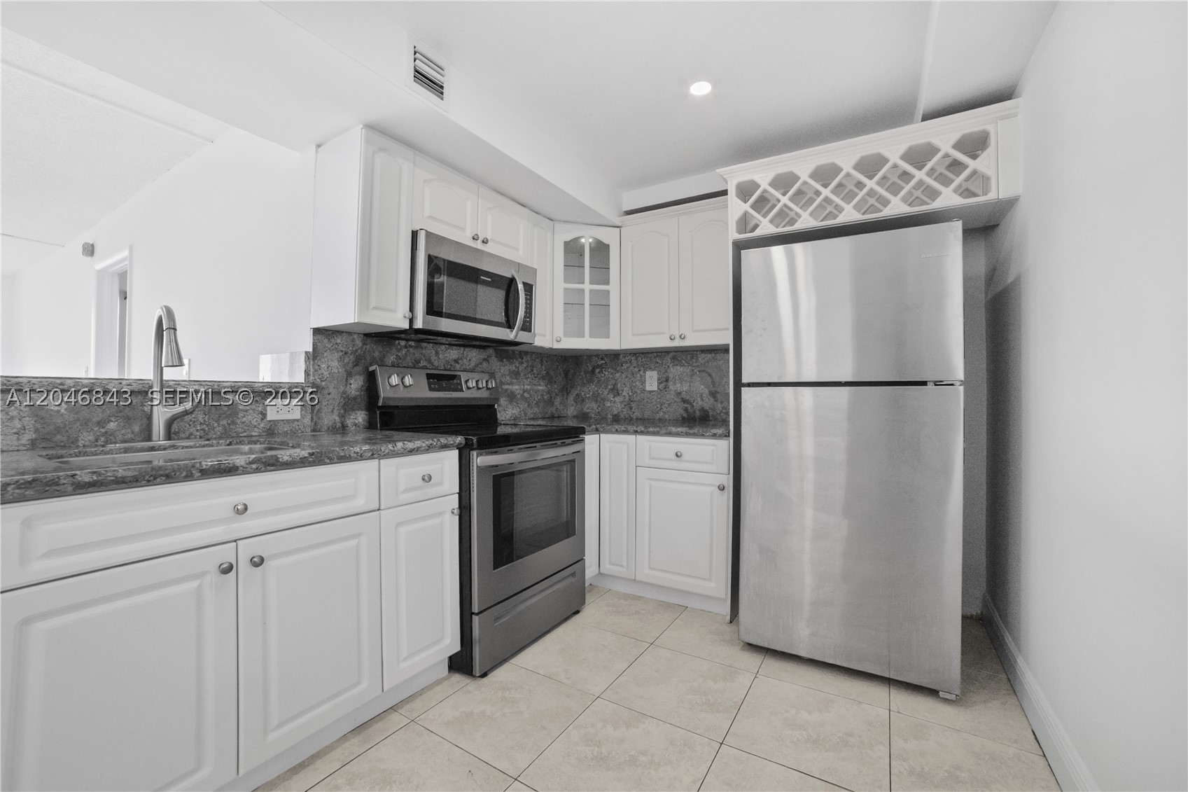 14155 Sw 87th St E410 Property Photo 2