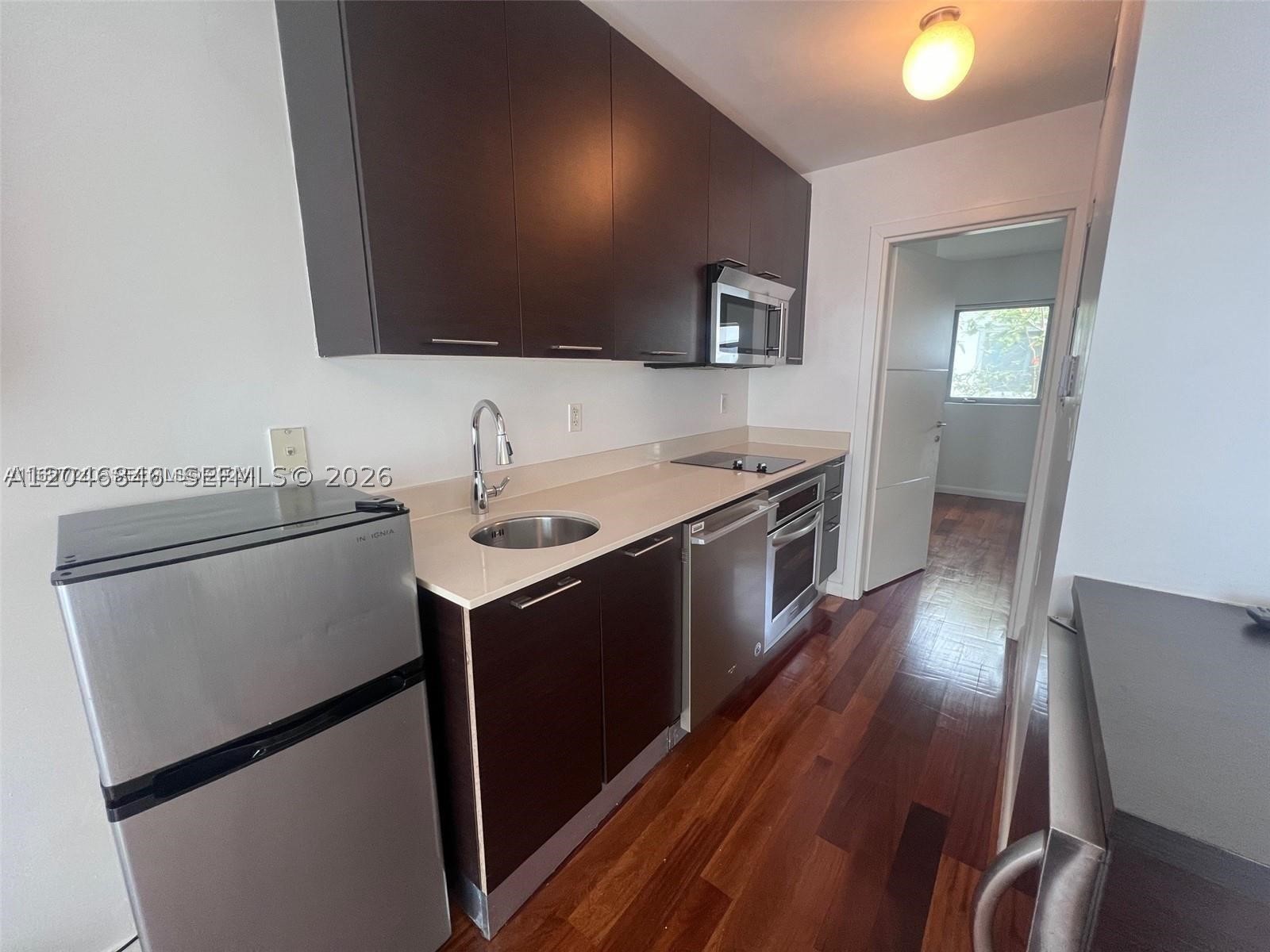1550 Pennsylvania Ave 126 Property Photo 3