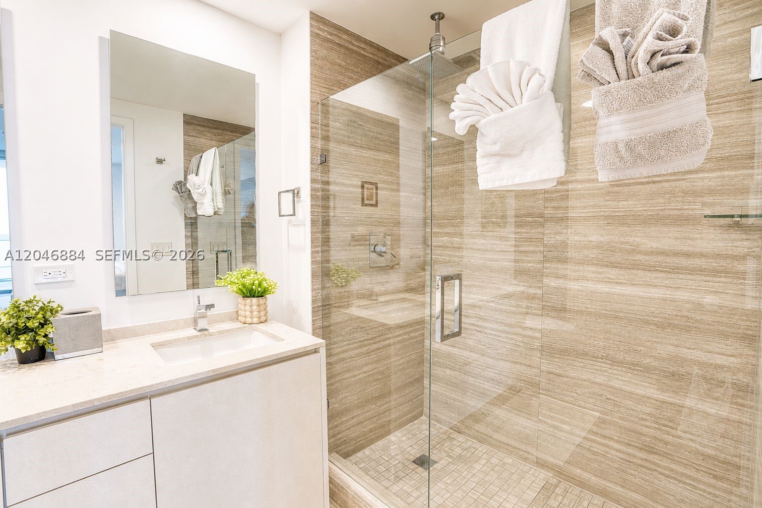 1010 Brickell Ave 2402 Property Photo 25