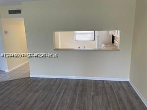 461 Ives Dairy Rd 406-2 Property Photo 7
