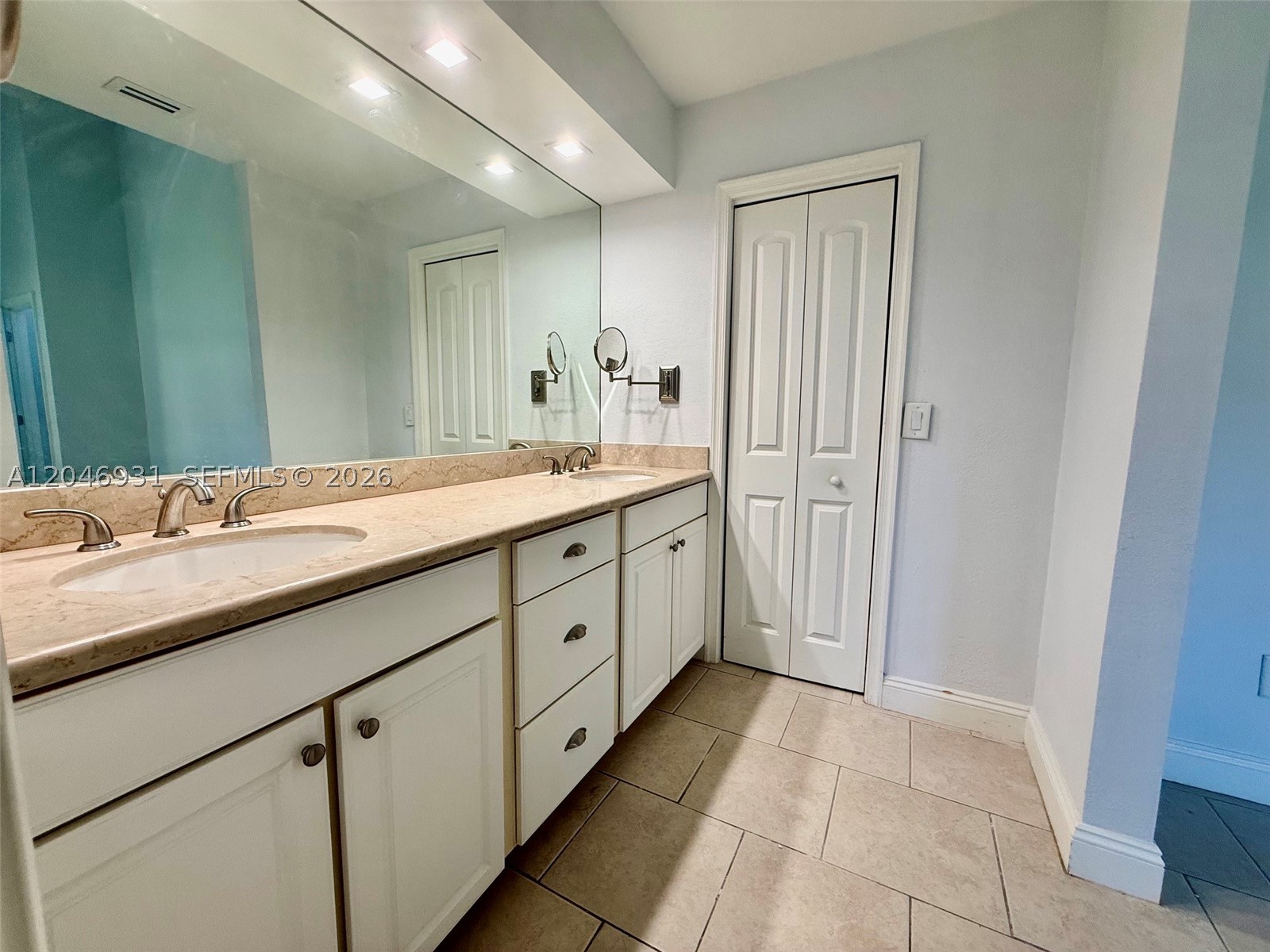 20910 Estada Ln Na Property Photo 7