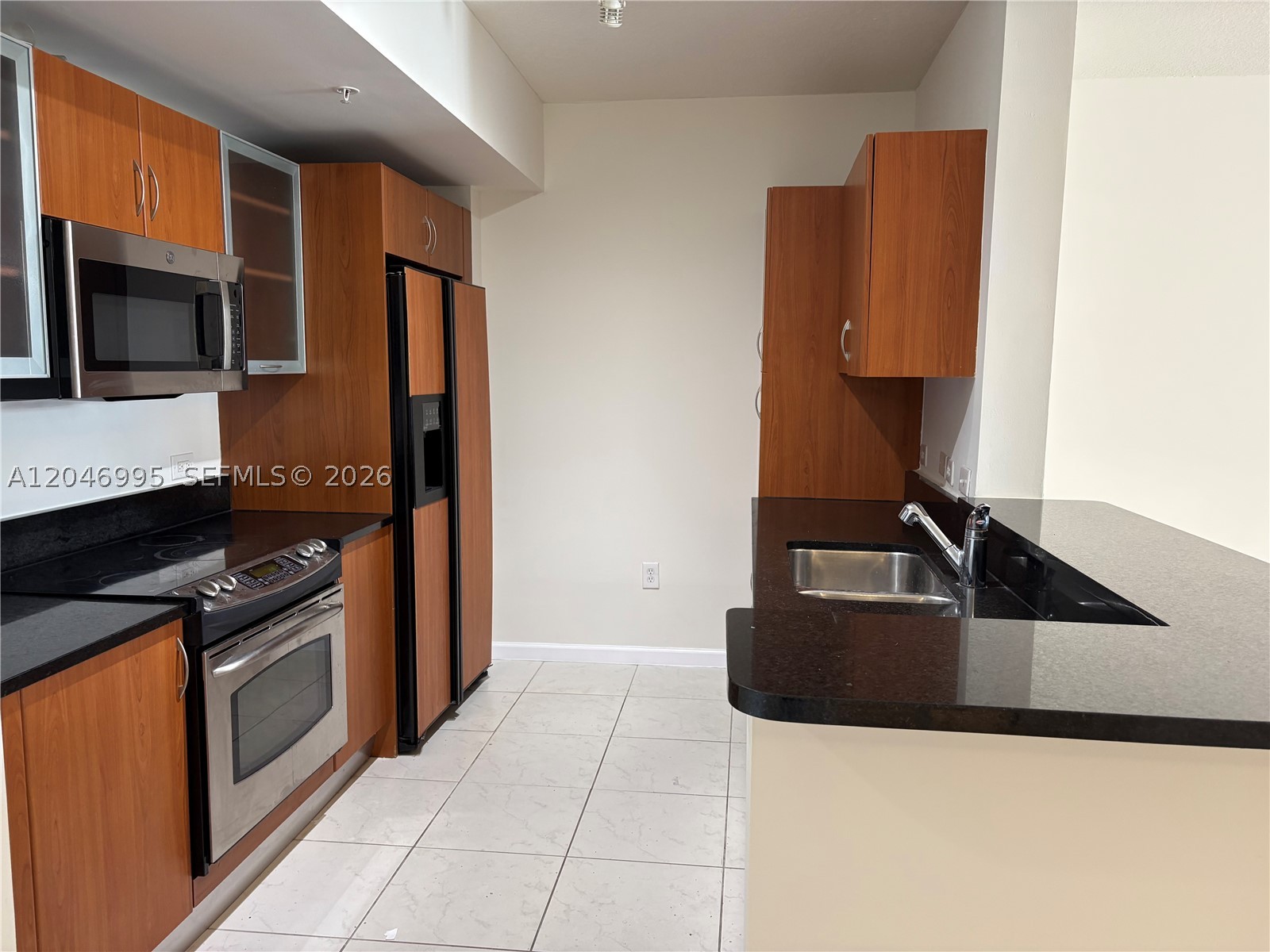 2775 Ne 187 St 628 Property Photo 4