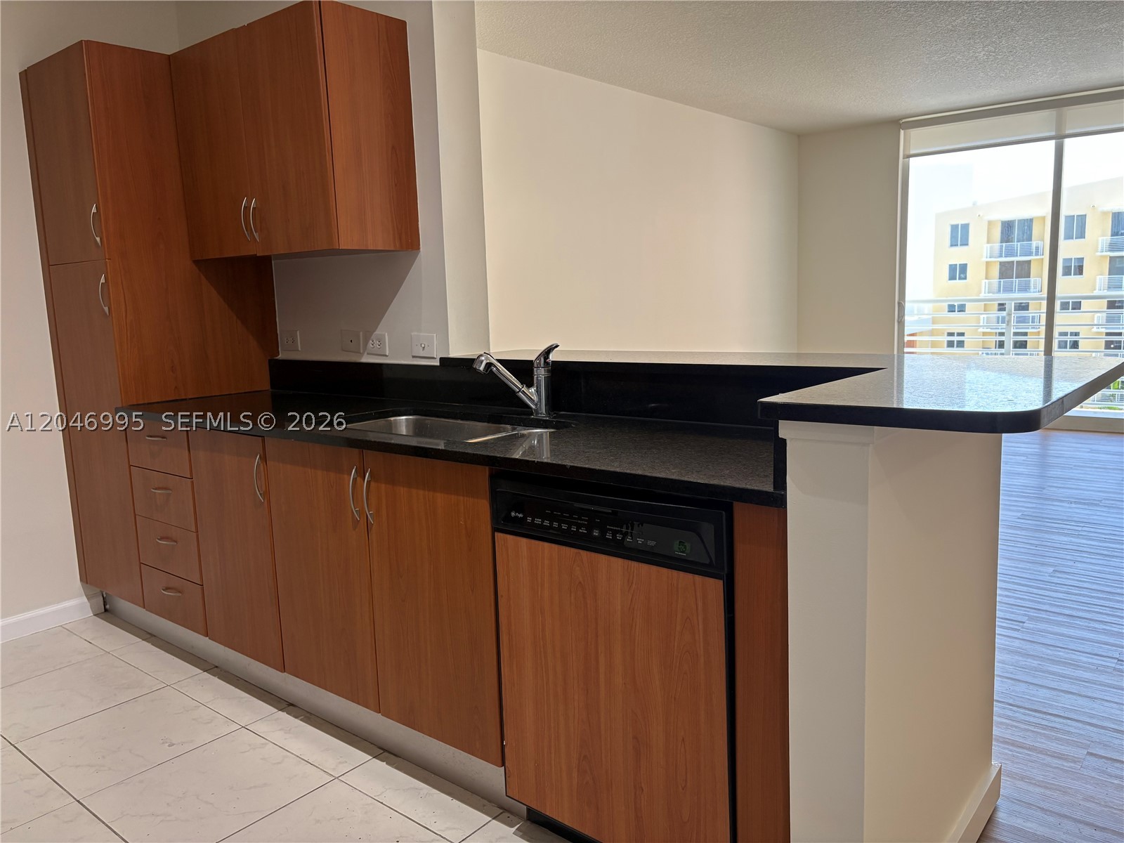 2775 Ne 187 St 628 Property Photo 15