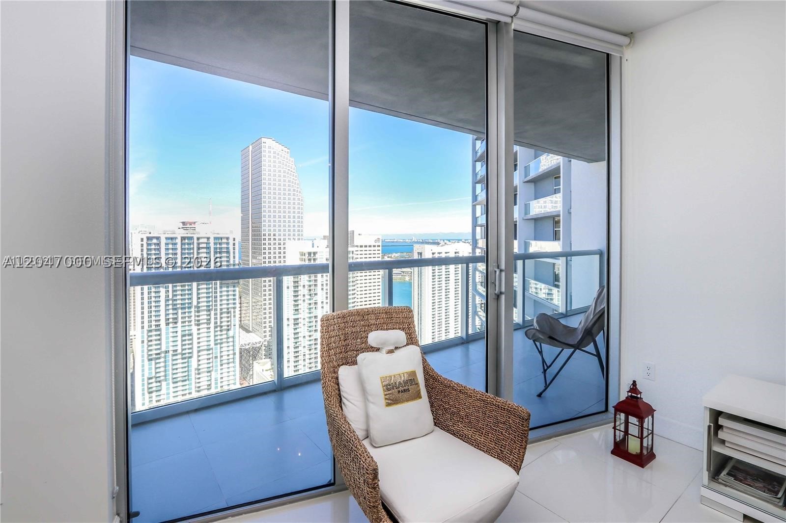 475 Brickell Ave 4612 Property Photo 2