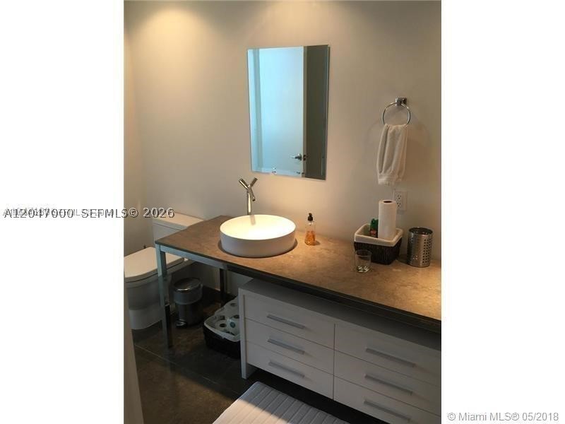 475 Brickell Ave 4612 Property Photo 14