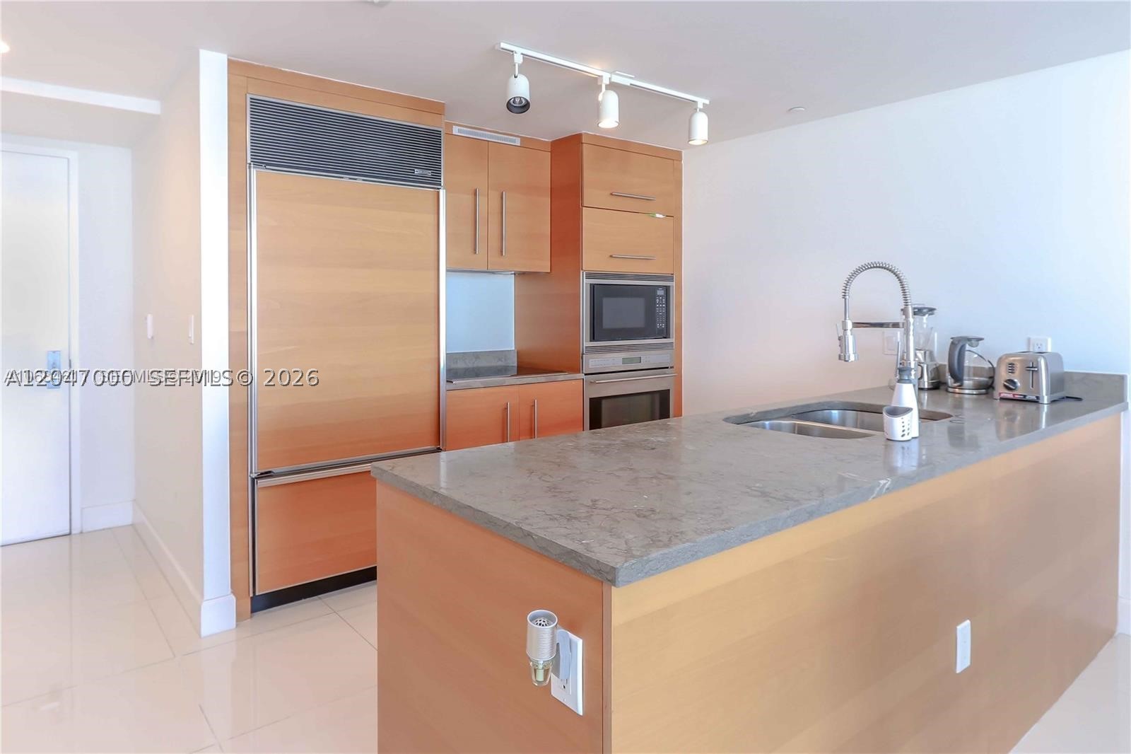 475 Brickell Ave 4612 Property Photo 16