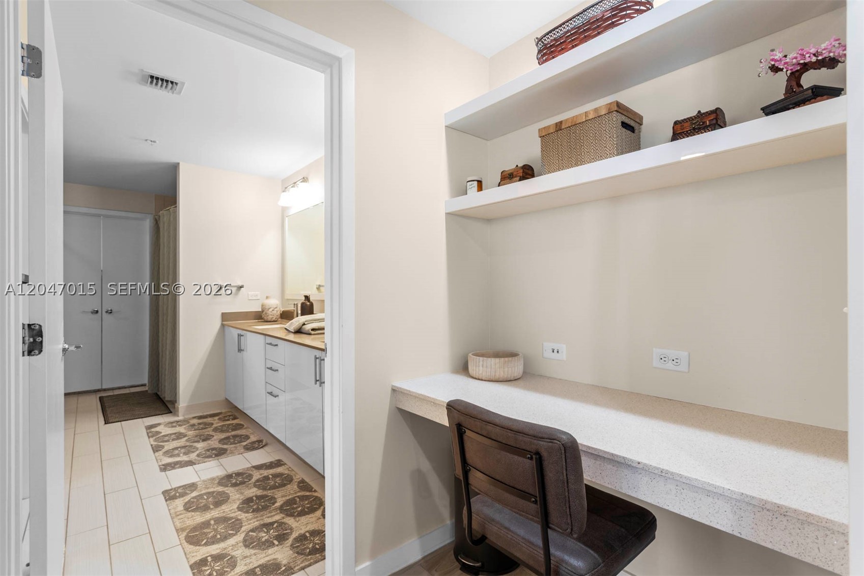 999 Sw 1st Ave 2015 Property Photo 14