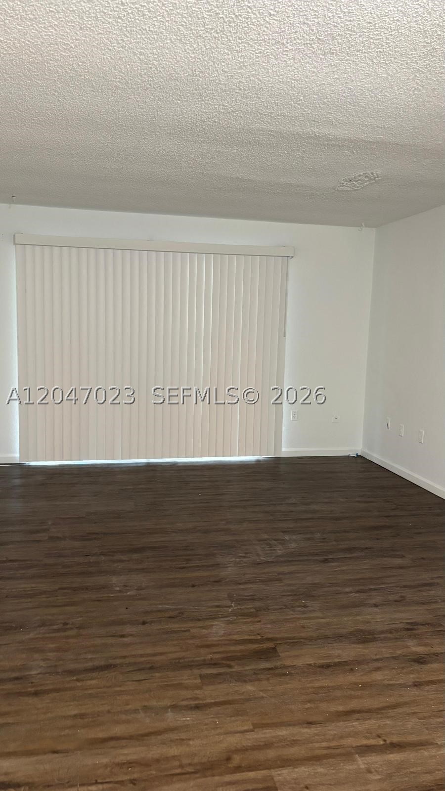 411 Executive Center Dr 203 Property Photo 4