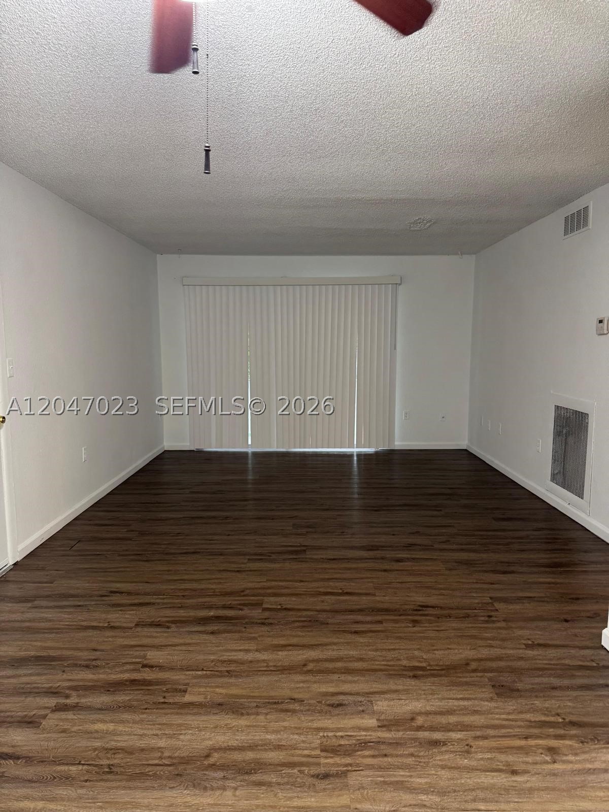 411 Executive Center Dr 203 Property Photo 15