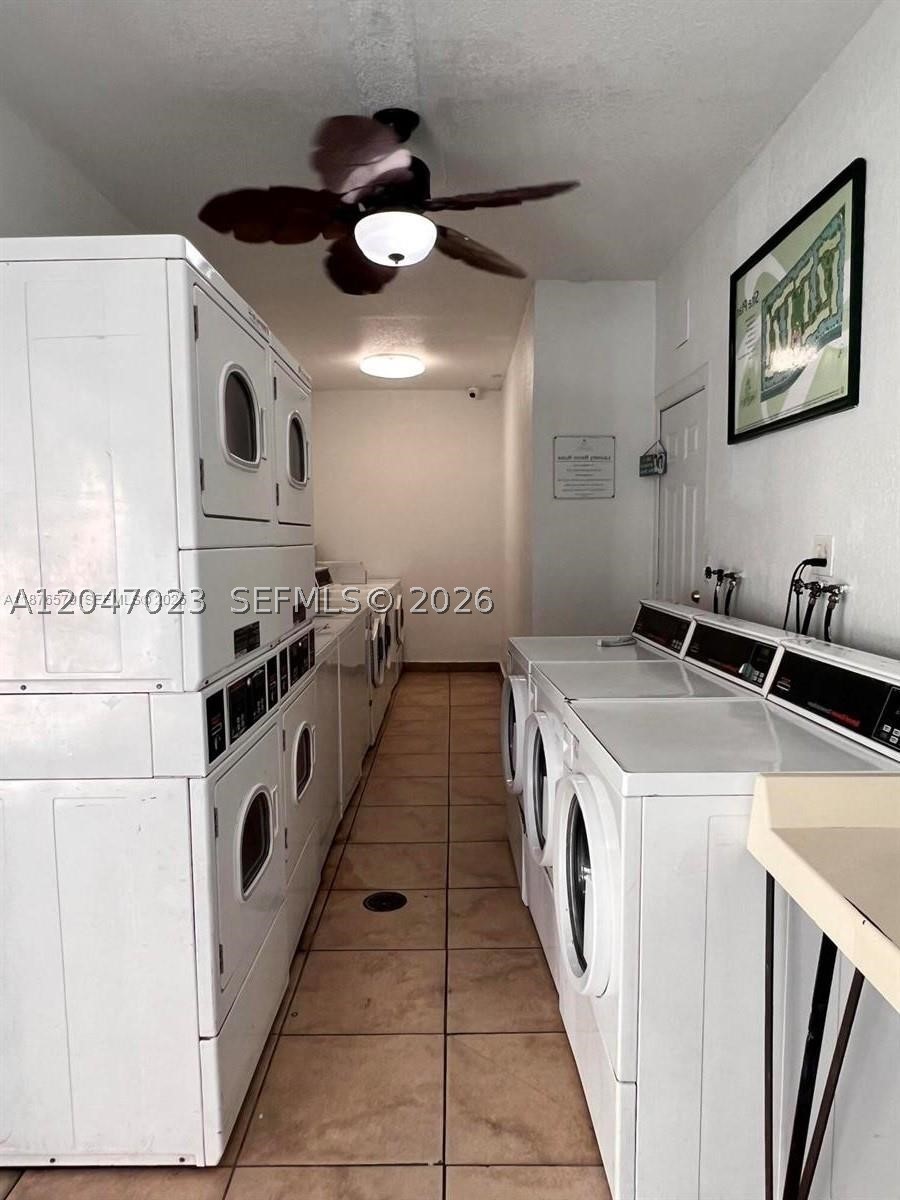 411 Executive Center Dr 203 Property Photo 22
