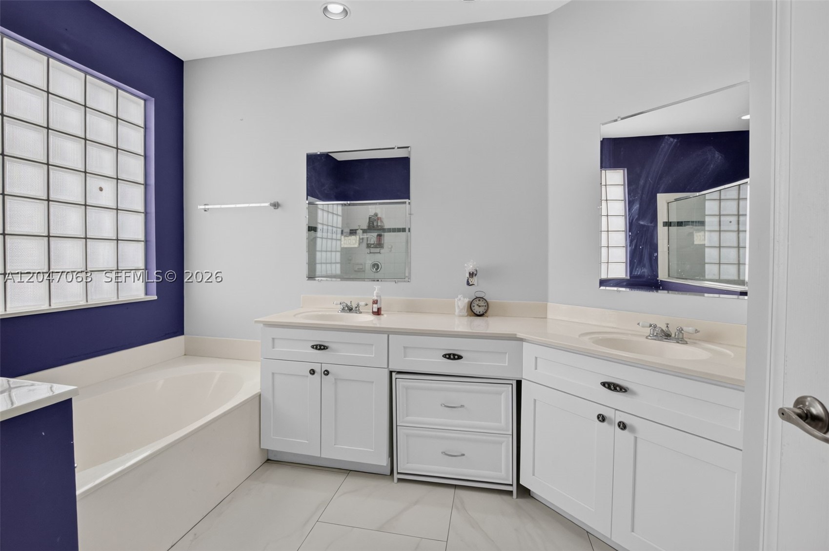 21209 Via Ventura Property Photo 19