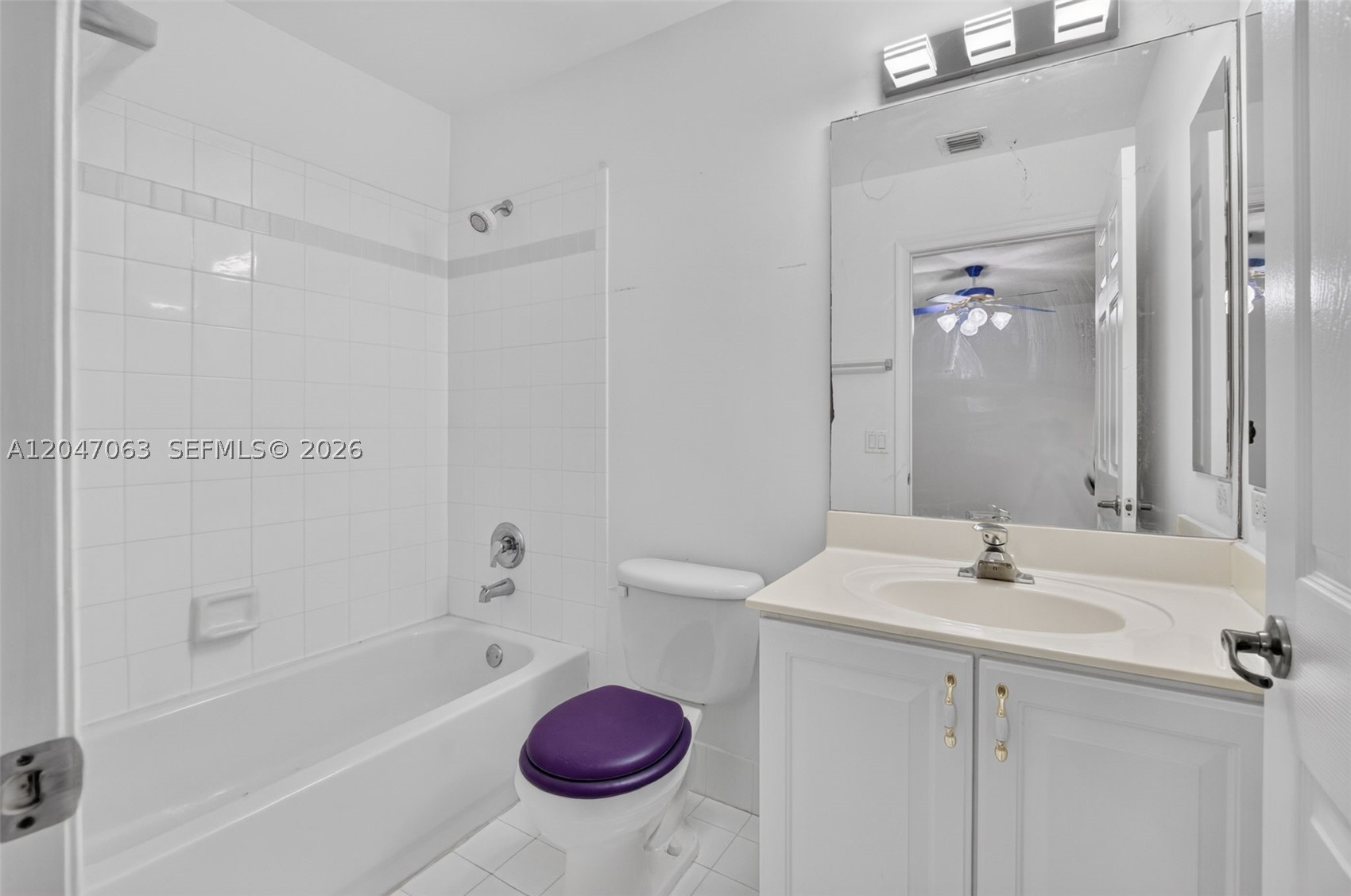 21209 Via Ventura Property Photo 27
