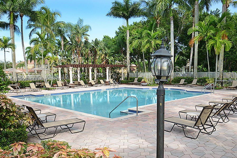21209 Via Ventura Property Photo 46