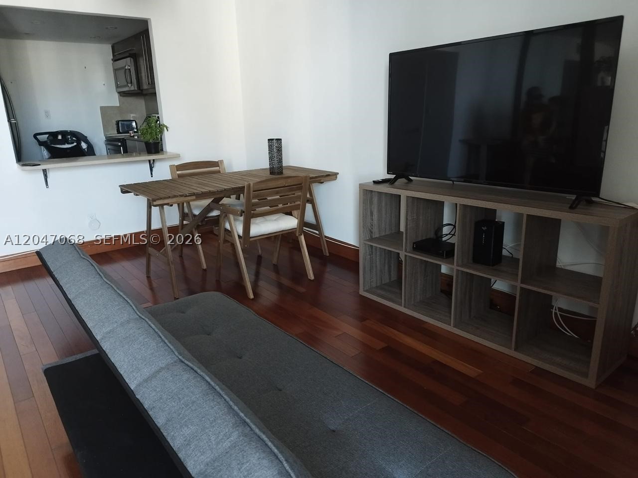 5401 Collins Ave 1110 Property Photo 14