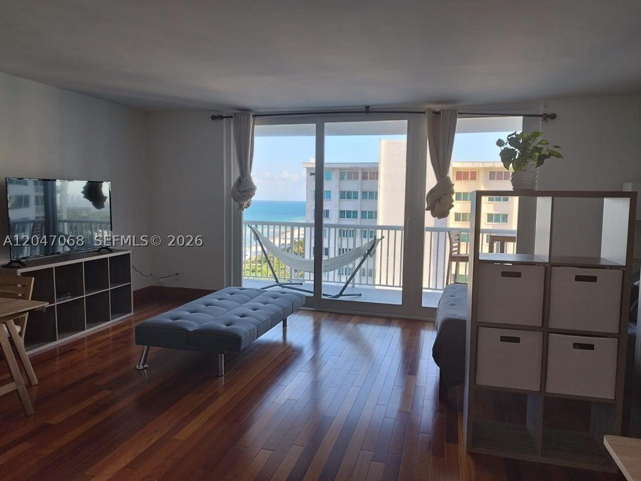 5401 Collins Ave 1110 Property Photo 16