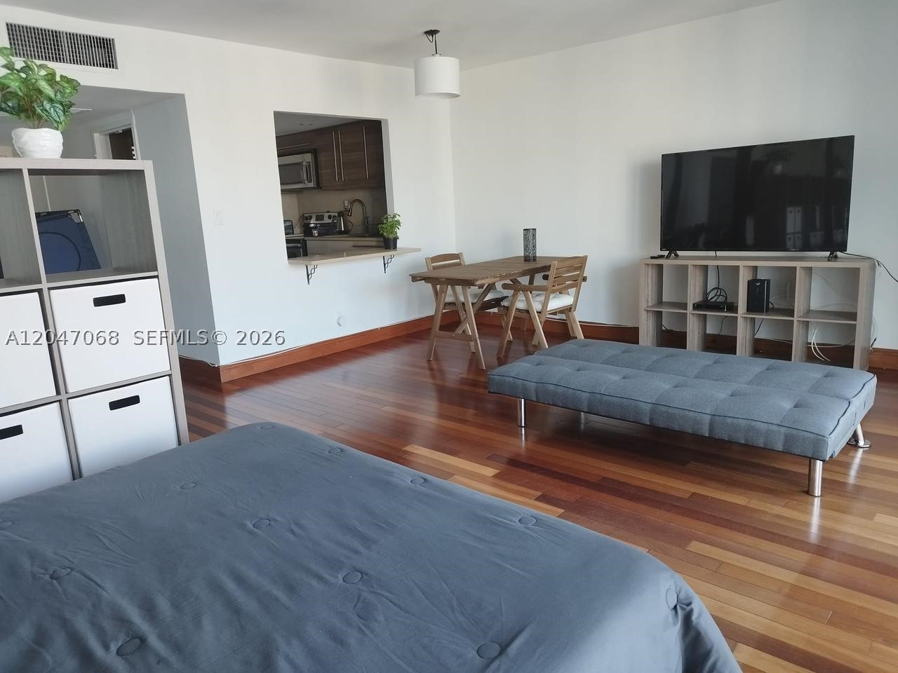 5401 Collins Ave 1110 Property Photo 18