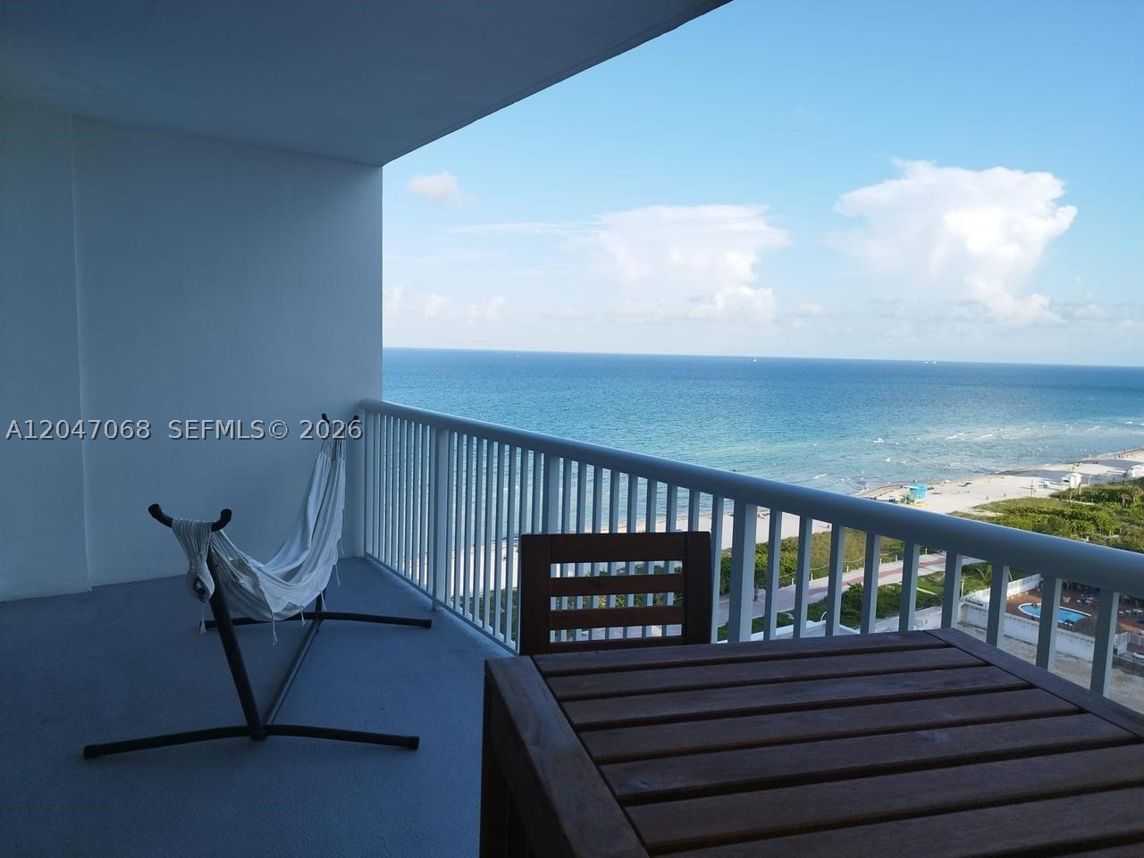 5401 Collins Ave 1110 Property Photo 32