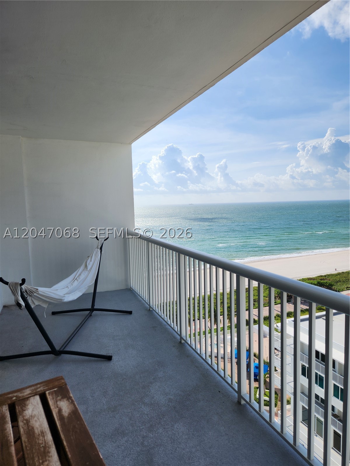 5401 Collins Ave 1110 Property Photo 34