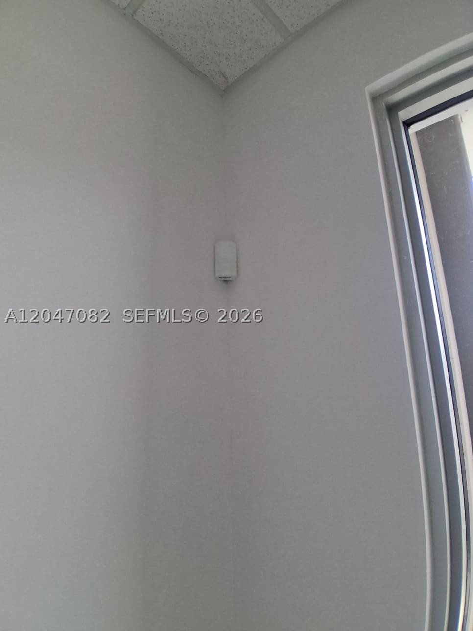 A12047082 Property Photo 14