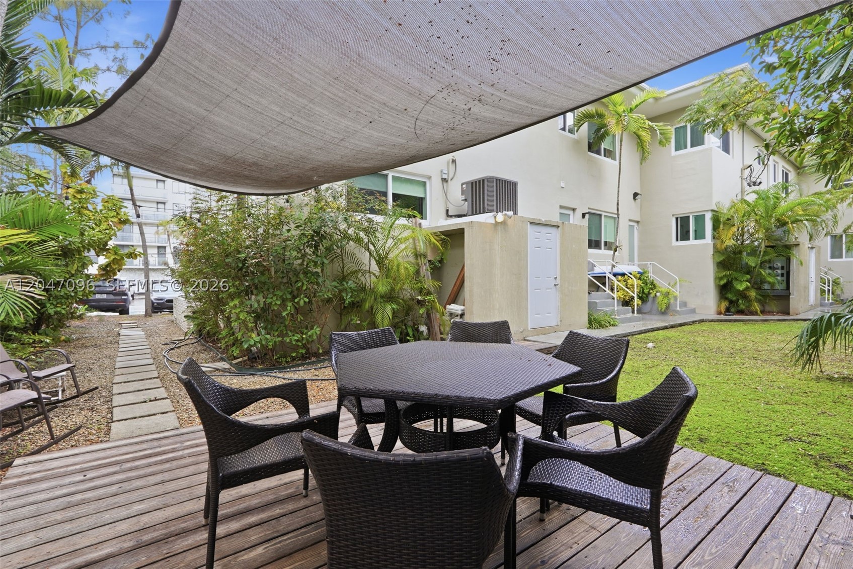 9881 W Bay Harbor Dr 2 Property Photo 21