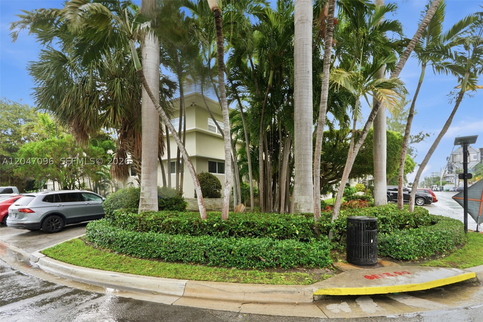 9881 W Bay Harbor Dr 2 Property Photo 24