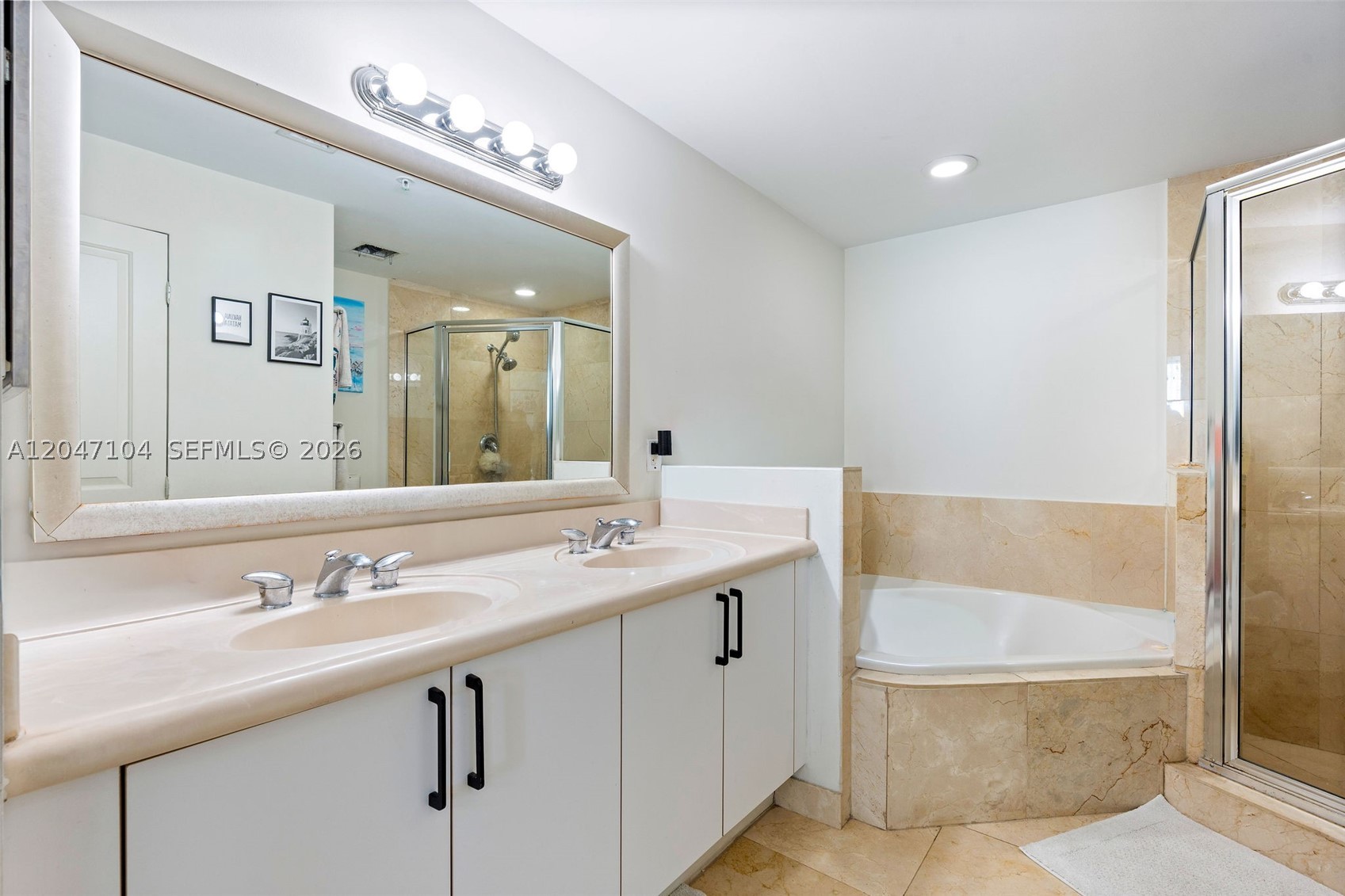 7900 Harbor Island Dr 518 Property Photo 10