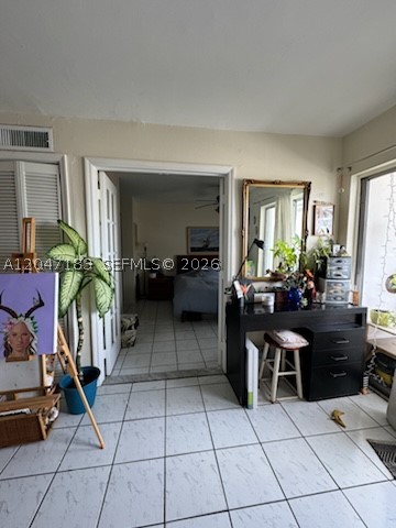 2000 Biarritz Dr 404 Property Photo 3