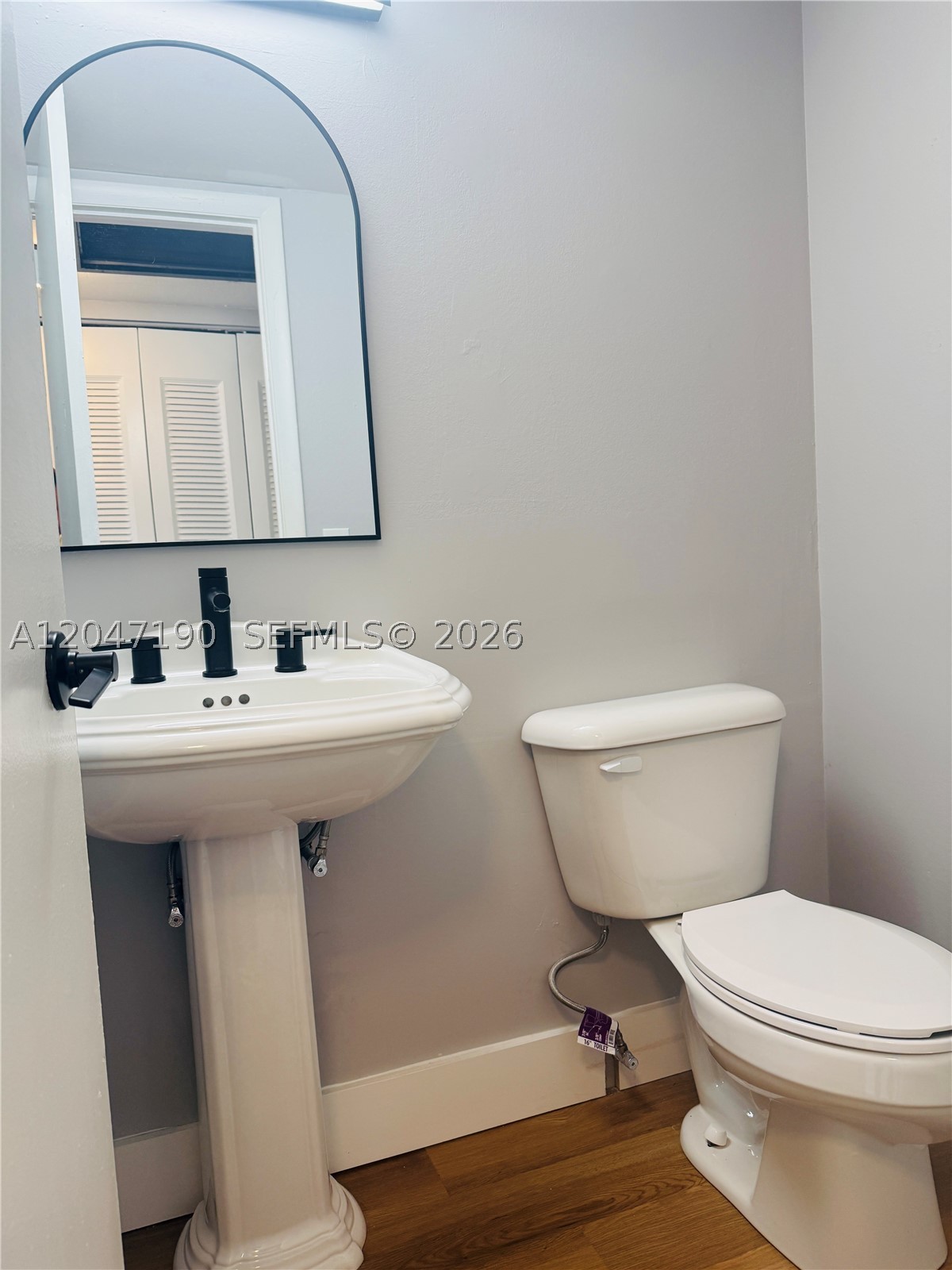 21 Windsor B B Property Photo 5