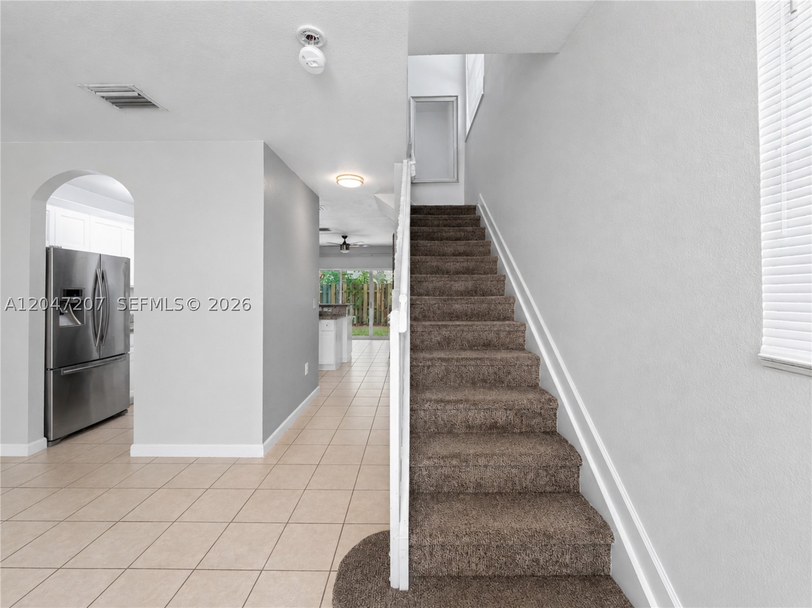 1555 Ne 33rd Rd 112-2 Property Photo 6