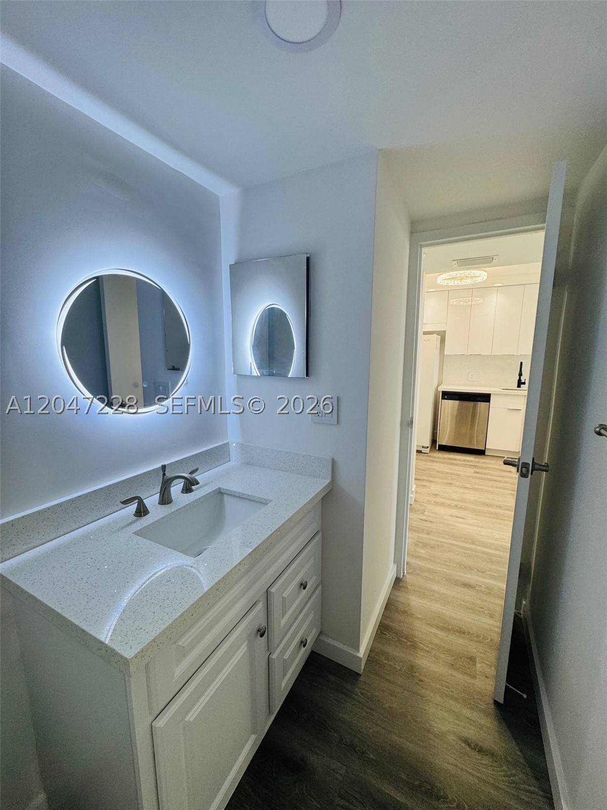 3675 N Country Club Dr 2007 Property Photo 13