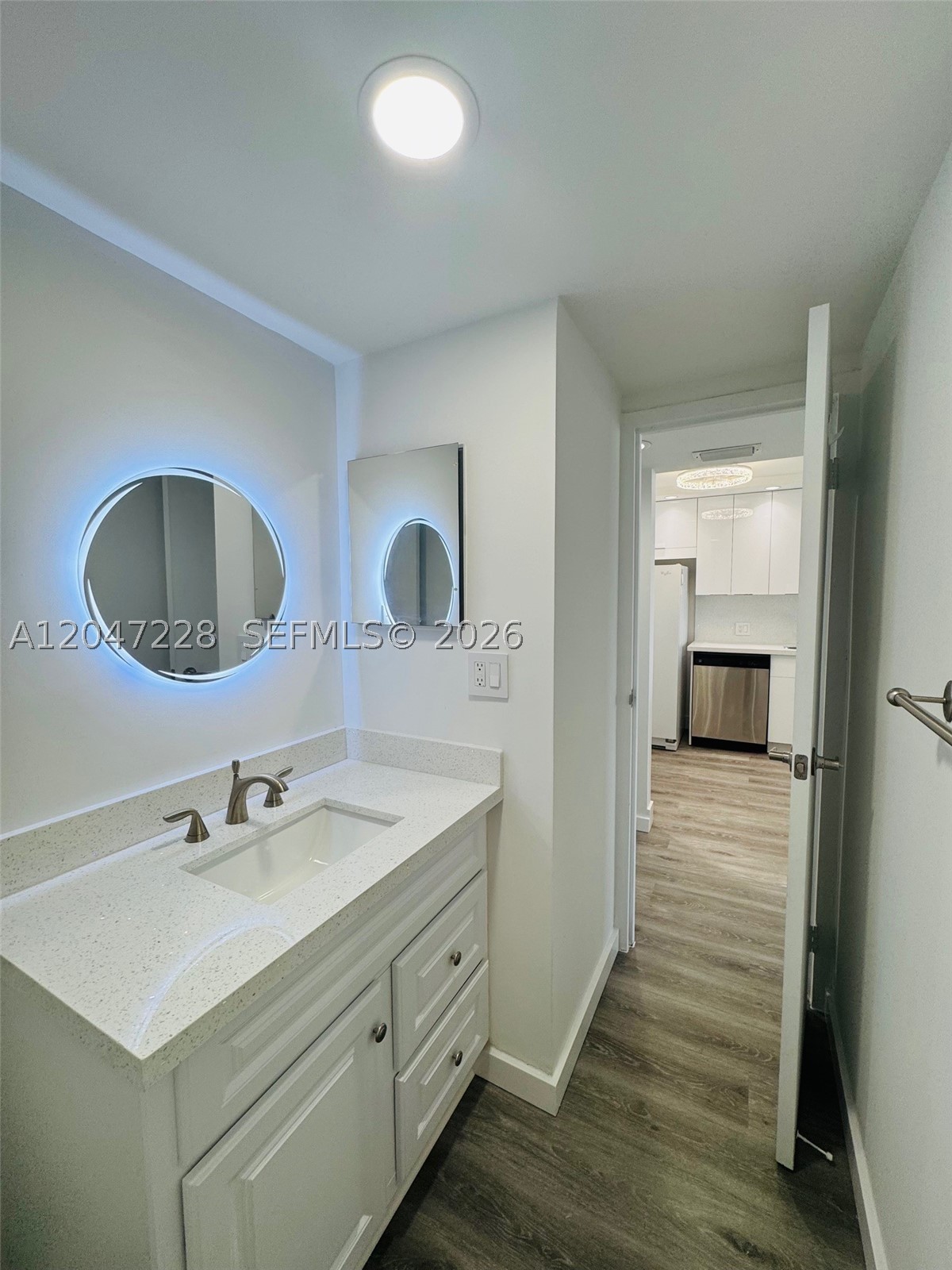3675 N Country Club Dr 2007 Property Photo 15