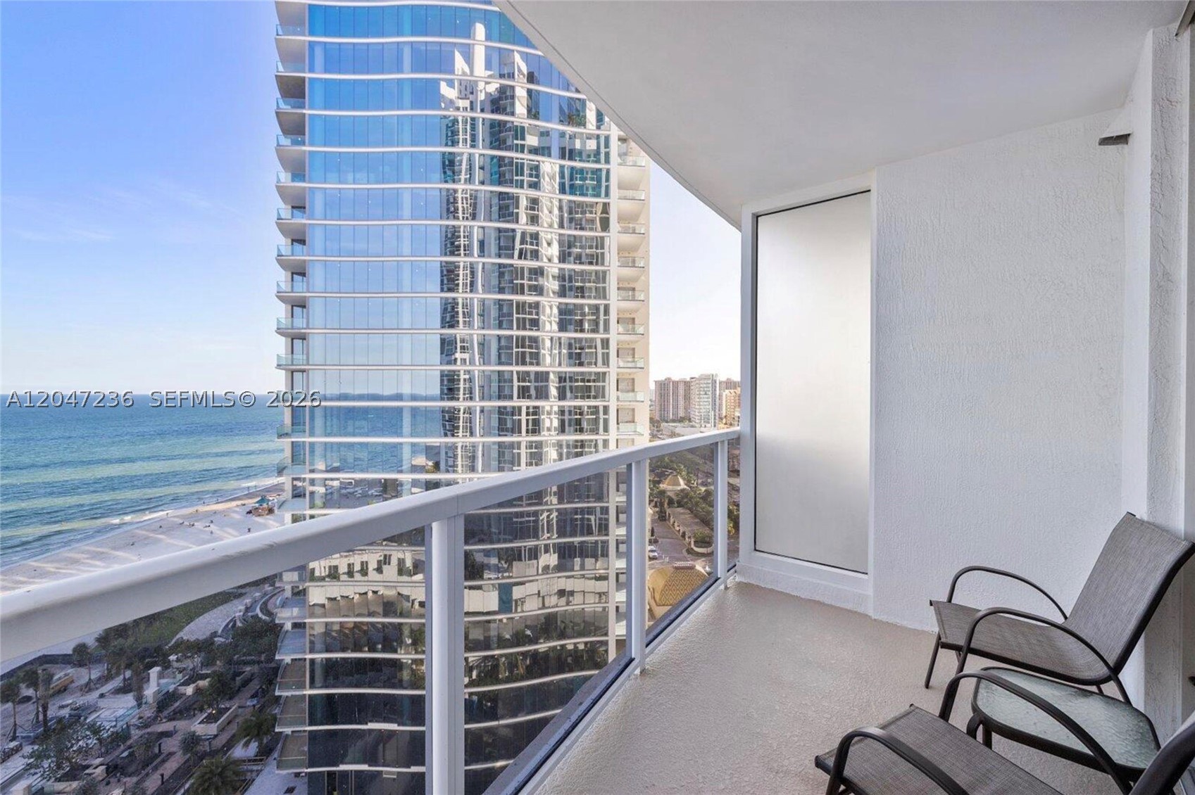 18001 Collins Ave 708 Property Photo 15