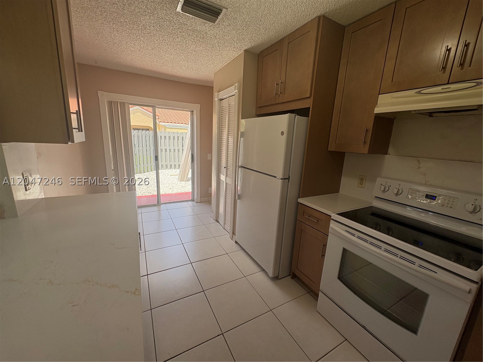 1479 Springside Dr Property Photo 4