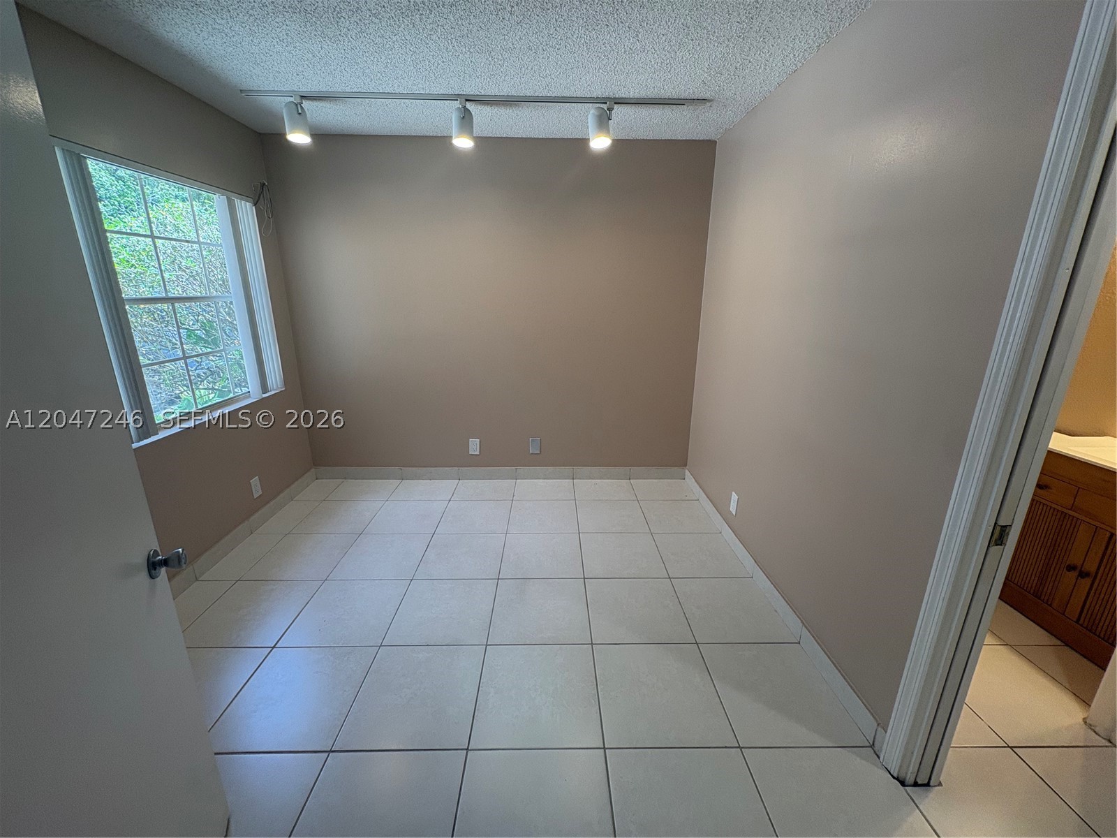 1479 Springside Dr Property Photo 9