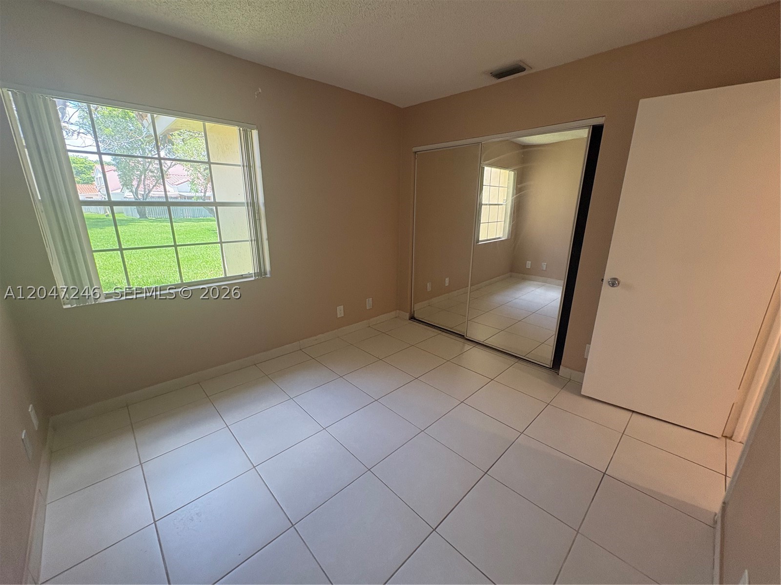 1479 Springside Dr Property Photo 11