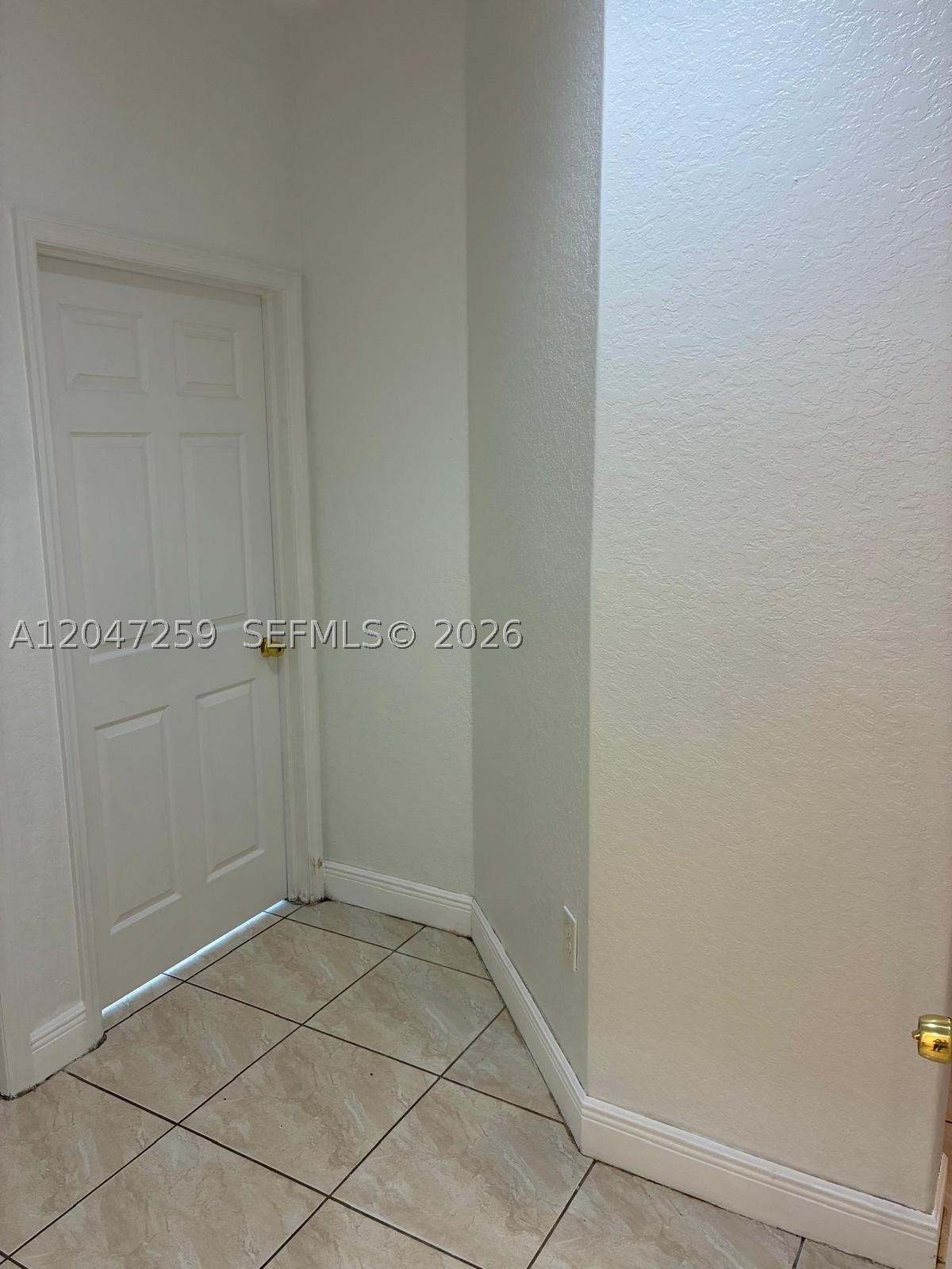 10970 Sw 237th Ln Property Photo 5